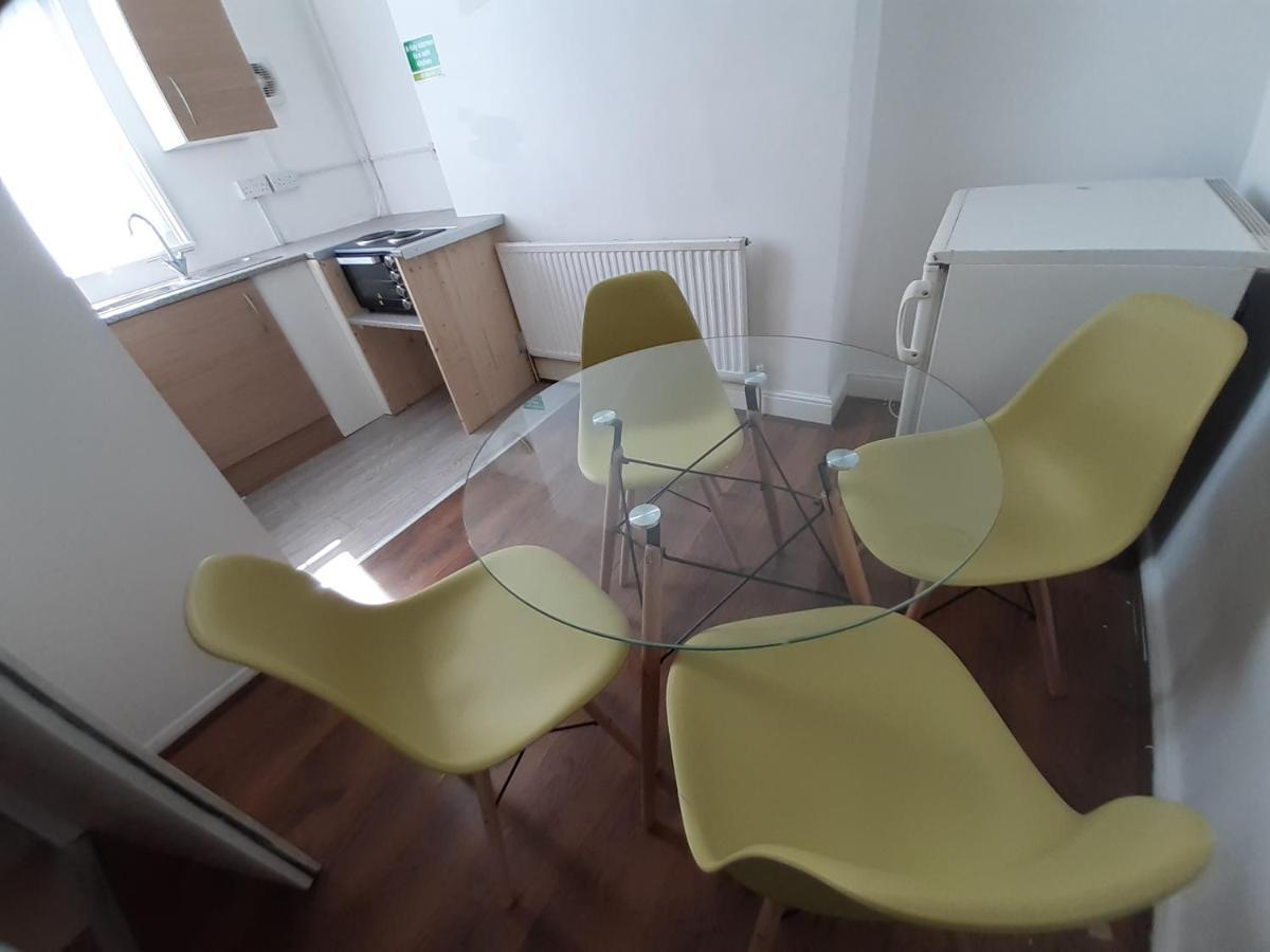 Triple Room with Shared Bathroom
